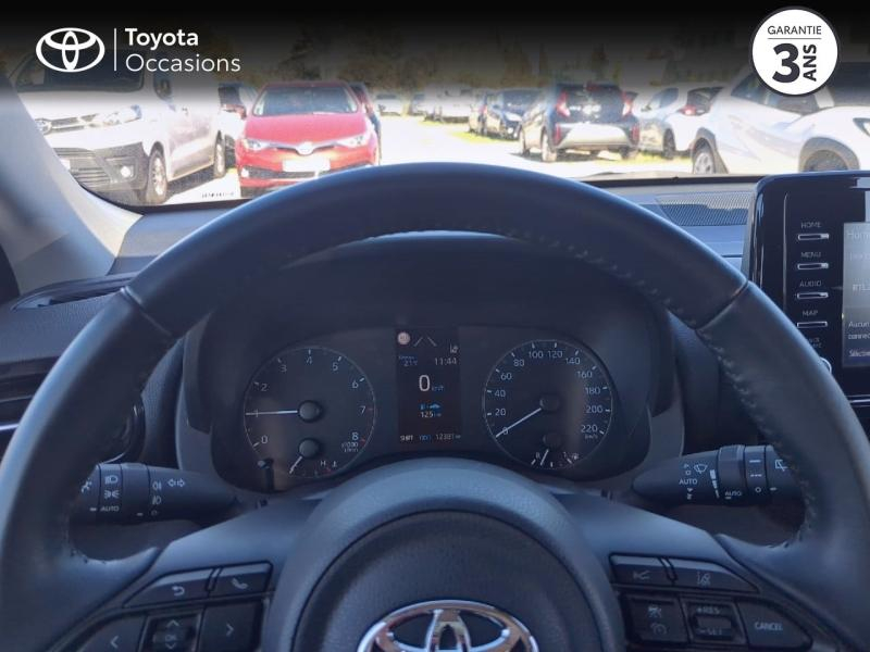 Photo 13 de l’annonce de TOYOTA Yaris d’occasion à vendre à NÎMES