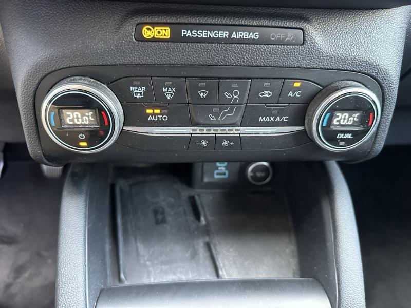 Photo 16 de l’annonce de FORD Kuga d’occasion à vendre à NARBONNE