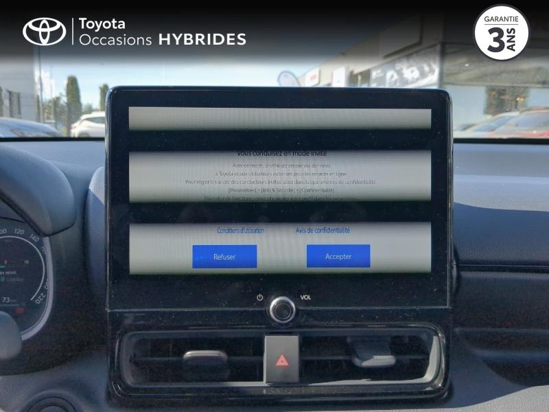 Photo 15 de l’annonce de TOYOTA Yaris d’occasion à vendre à MONTFAVET