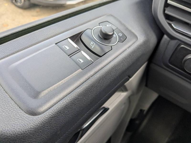 Photo 14 de l’annonce de FORD Transit Custom Fg VUL d’occasion à vendre à MARSEILLE