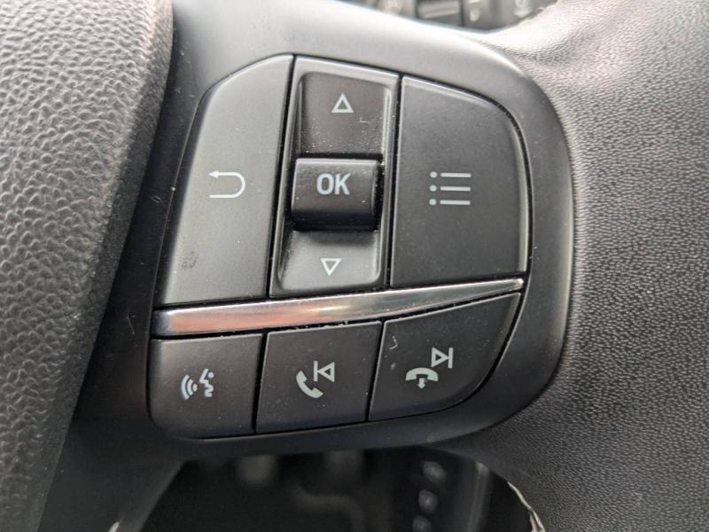 Photo 10 de l’annonce de FORD Puma d’occasion à vendre à MARSEILLE