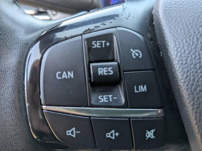 Photo 9 de l’annonce de FORD Focus Active d’occasion à vendre à MARSEILLE