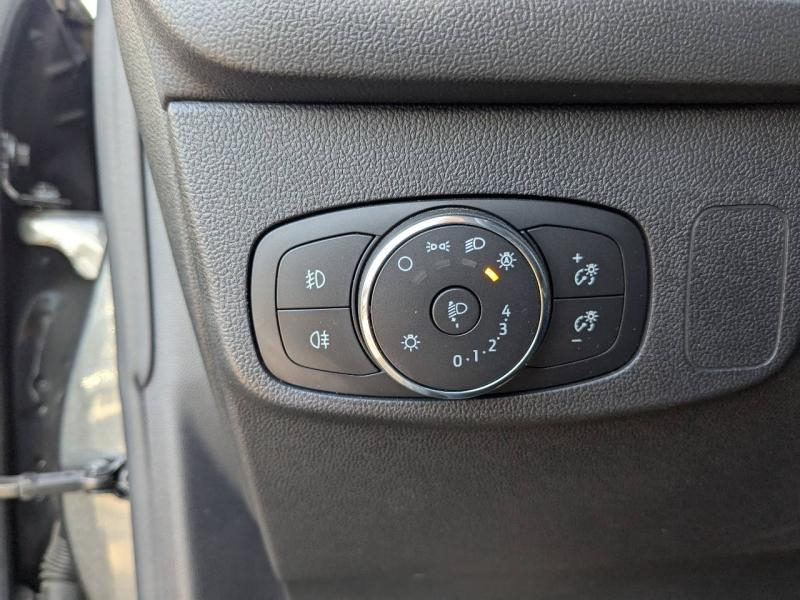 Photo 16 de l’annonce de FORD Focus Active d’occasion à vendre à MARSEILLE