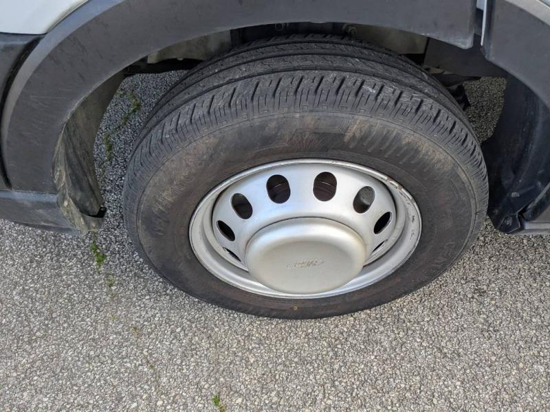 Photo 19 de l’annonce de FORD Transit CCb VUL d’occasion à vendre à MARSEILLE