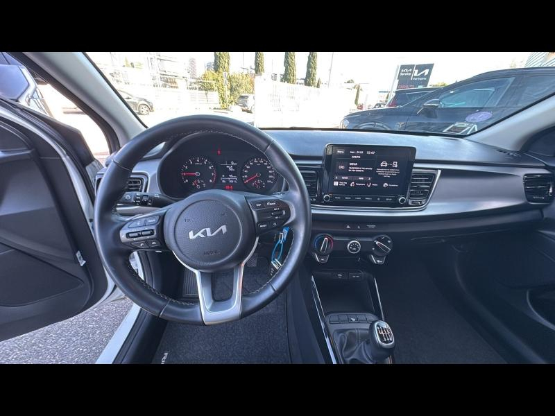 Photo 7 de l’annonce de KIA Rio d’occasion à vendre à AIX-EN-PROVENCE