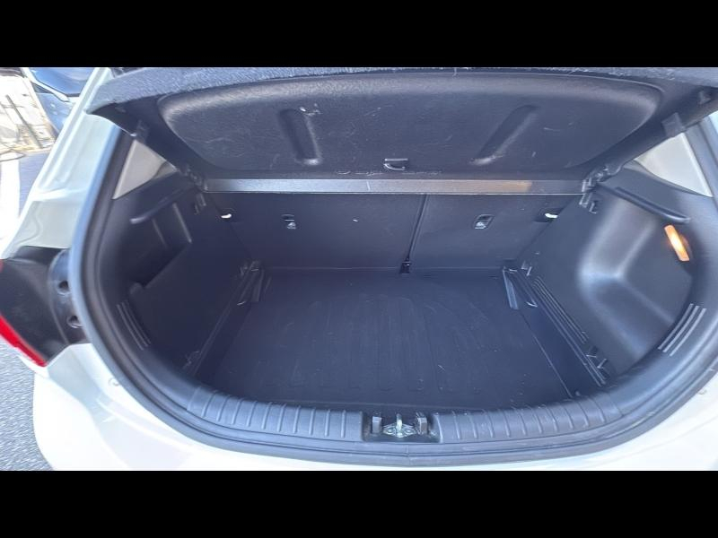 Photo 12 de l’annonce de KIA Rio d’occasion à vendre à AIX-EN-PROVENCE