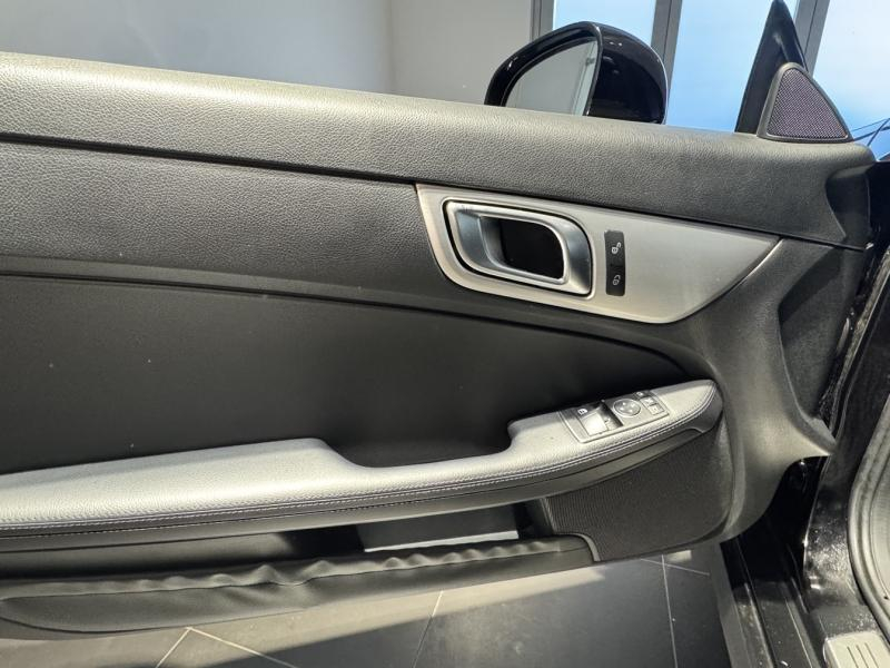 Photo 13 de l’annonce de MERCEDES-BENZ Classe SLK d’occasion à vendre à MONTFAVET