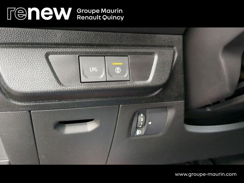 Photo 14 de l’annonce de DACIA Sandero d’occasion à vendre à QUINCY-SOUS-SÉNART