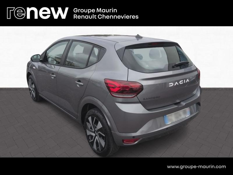 Photo 7 de l’annonce de DACIA Sandero d’occasion à vendre à CHENNEVIÈRES-SUR-MARNE