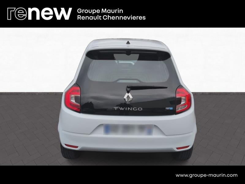 Photo 4 de l’annonce de RENAULT Twingo d’occasion à vendre à CHENNEVIÈRES-SUR-MARNE
