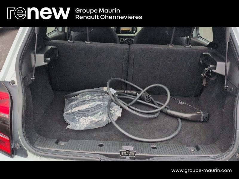 Photo 9 de l’annonce de RENAULT Twingo d’occasion à vendre à CHENNEVIÈRES-SUR-MARNE