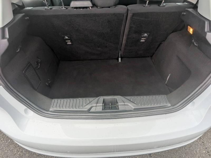 Photo 5 de l’annonce de FORD Fiesta d’occasion à vendre à FRÉJUS