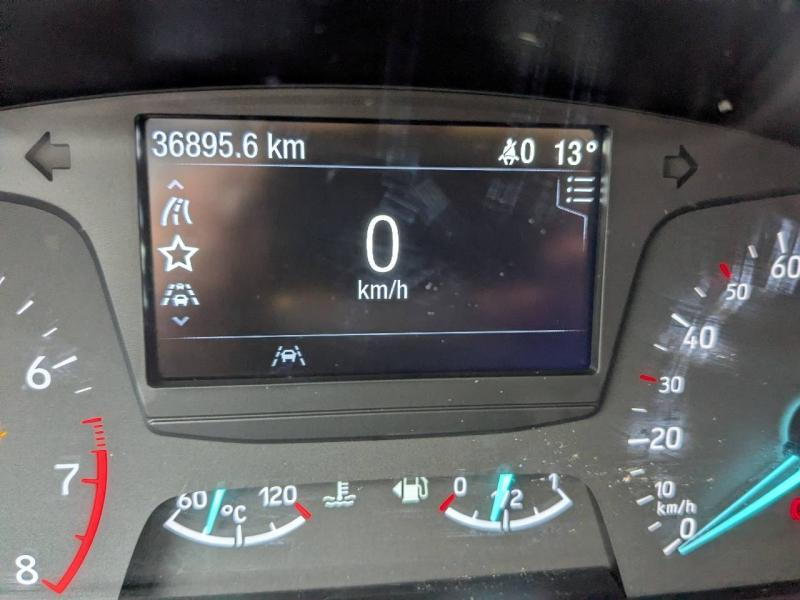 Photo 14 de l’annonce de FORD Fiesta d’occasion à vendre à FRÉJUS