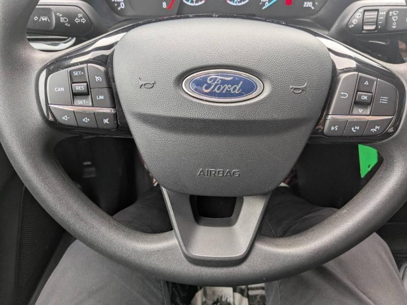 Photo 15 de l’annonce de FORD Fiesta d’occasion à vendre à FRÉJUS