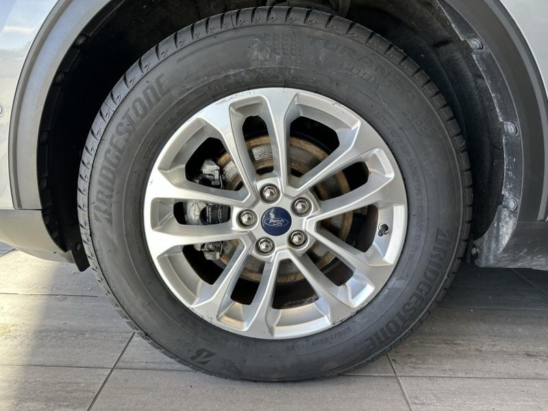 Photo 7 de l’annonce de FORD Kuga d’occasion à vendre à ORANGE