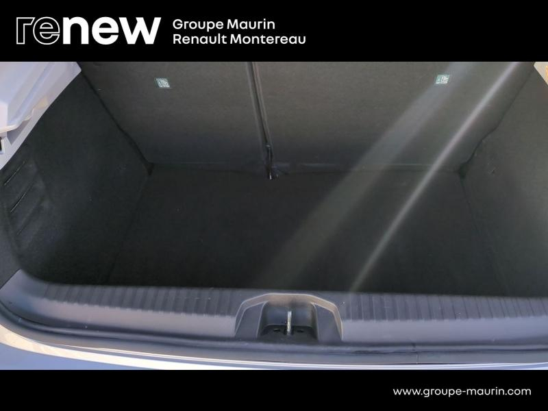 Photo 15 de l’annonce de RENAULT Clio d’occasion à vendre à VARENNES SUR SEINE