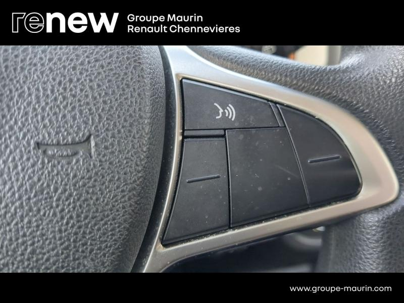 Photo 15 de l’annonce de DACIA Spring d’occasion à vendre à CHENNEVIÈRES-SUR-MARNE
