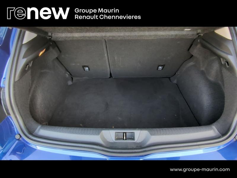 Photo 14 de l’annonce de RENAULT Megane d’occasion à vendre à CHENNEVIÈRES-SUR-MARNE