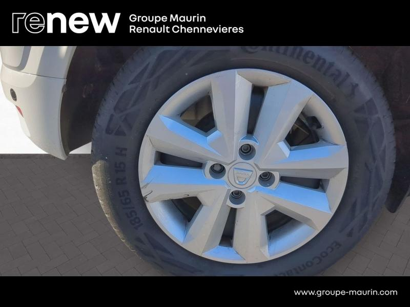 Photo 10 de l’annonce de DACIA Sandero d’occasion à vendre à CHENNEVIÈRES-SUR-MARNE