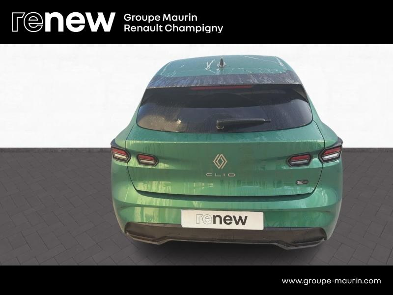 Photo 4 de l’annonce de RENAULT Clio d’occasion à vendre à CHAMPIGNY-SUR-MARNE