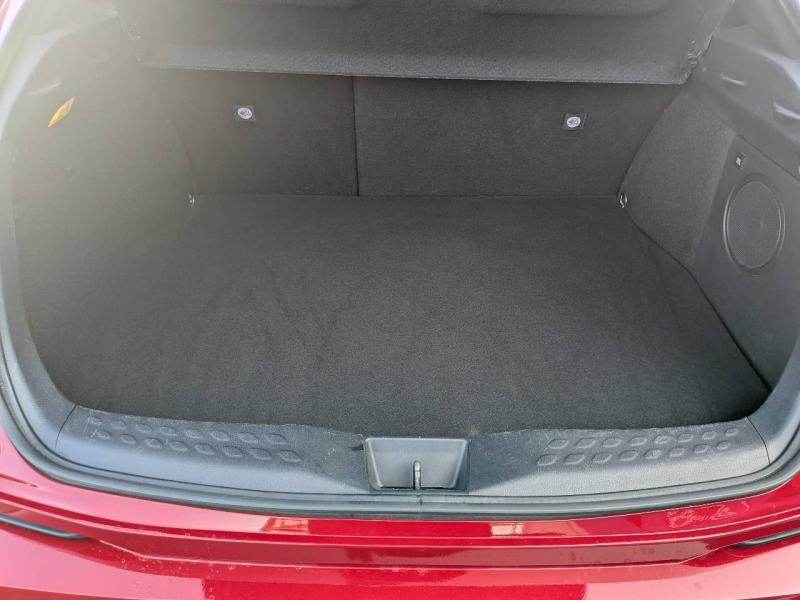 Photo 5 de l’annonce de TOYOTA C-HR d’occasion à vendre à FRÉJUS