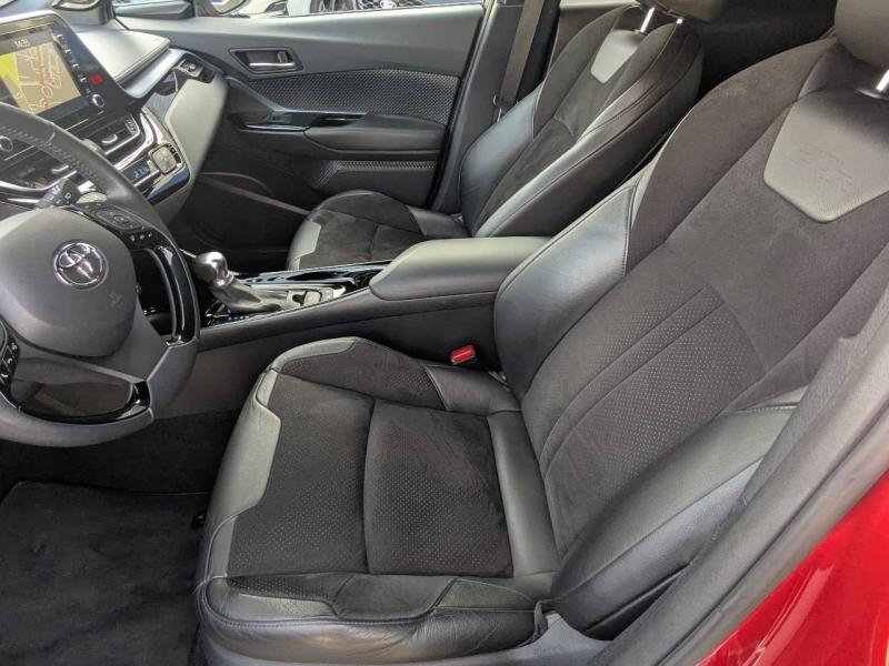 Photo 10 de l’annonce de TOYOTA C-HR d’occasion à vendre à FRÉJUS