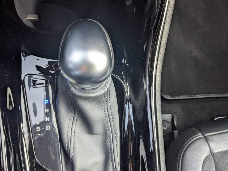 Photo 20 de l’annonce de TOYOTA C-HR d’occasion à vendre à FRÉJUS