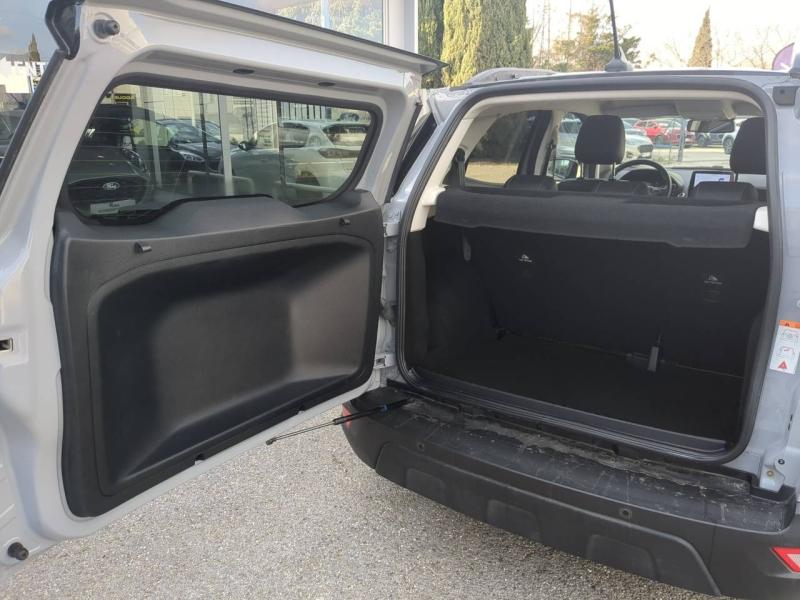 Photo 9 de l’annonce de FORD EcoSport d’occasion à vendre à ARLES