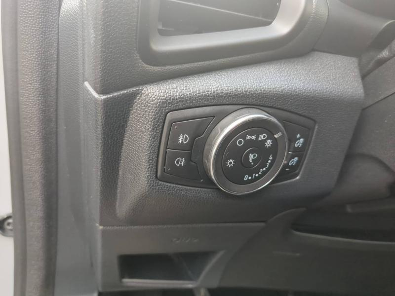 Photo 20 de l’annonce de FORD EcoSport d’occasion à vendre à ARLES