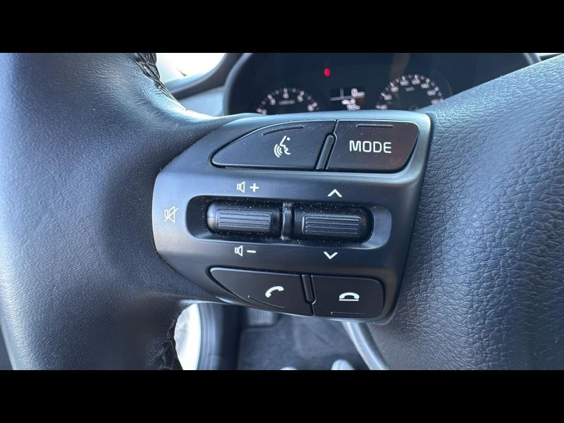 Photo 17 de l’annonce de KIA Rio d’occasion à vendre à AIX-EN-PROVENCE