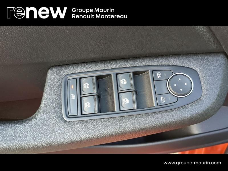 Photo 15 de l’annonce de RENAULT Clio d’occasion à vendre à VARENNES SUR SEINE