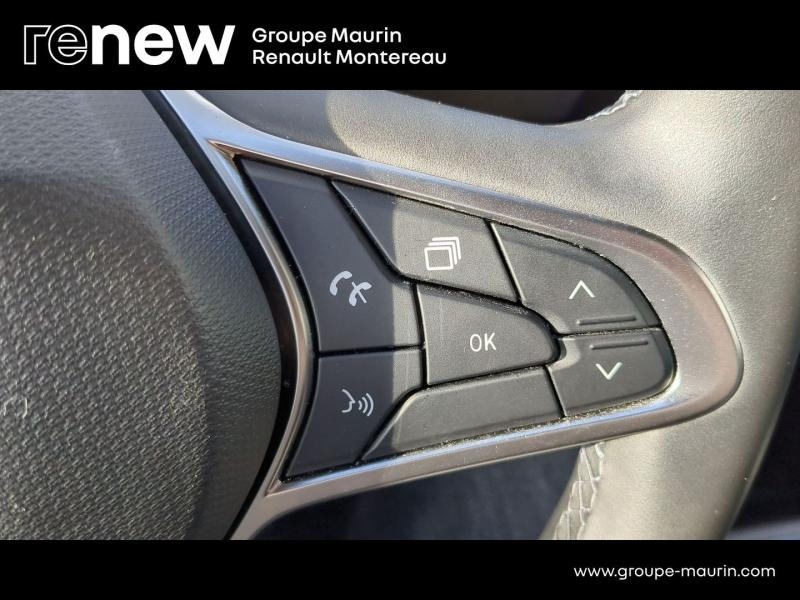 Photo 18 de l’annonce de RENAULT Clio d’occasion à vendre à VARENNES SUR SEINE