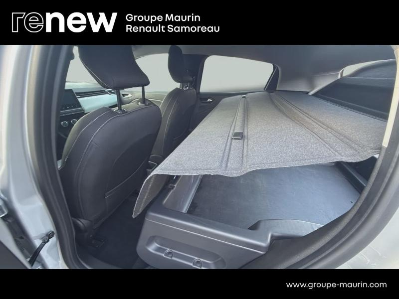 Photo 12 de l’annonce de RENAULT Clio d’occasion à vendre à SAMOREAU