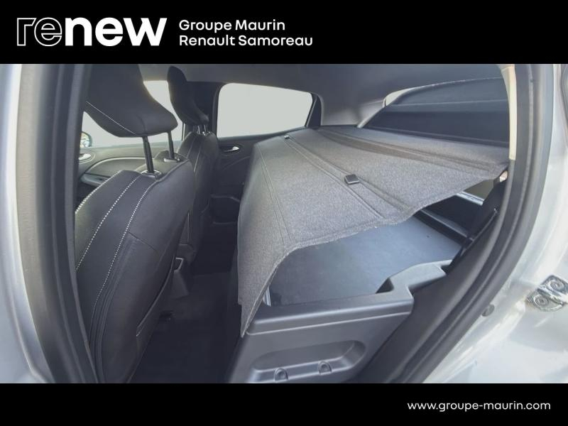 Photo 13 de l’annonce de RENAULT Clio d’occasion à vendre à SAMOREAU