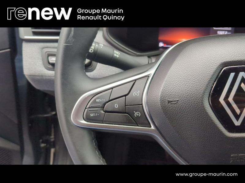 Photo 10 de l’annonce de RENAULT Clio d’occasion à vendre à QUINCY-SOUS-SÉNART