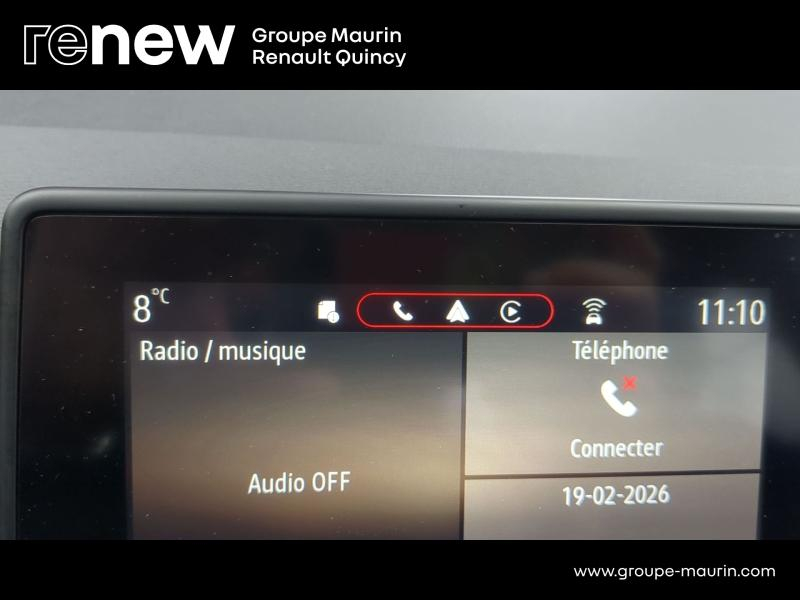 Photo 16 de l’annonce de RENAULT Clio d’occasion à vendre à QUINCY-SOUS-SÉNART