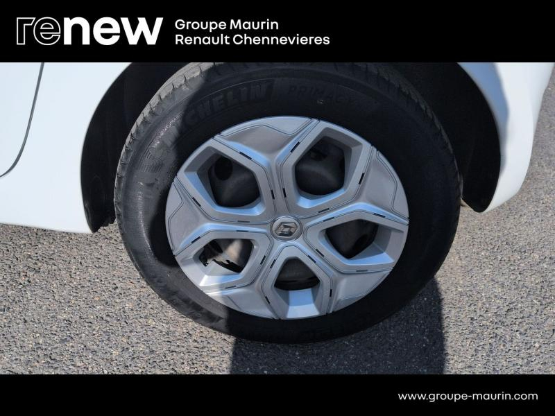 Photo 10 de l’annonce de RENAULT Twingo d’occasion à vendre à CHENNEVIÈRES-SUR-MARNE