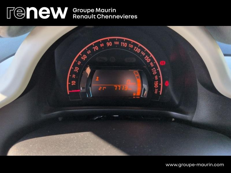 Photo 19 de l’annonce de RENAULT Twingo d’occasion à vendre à CHENNEVIÈRES-SUR-MARNE