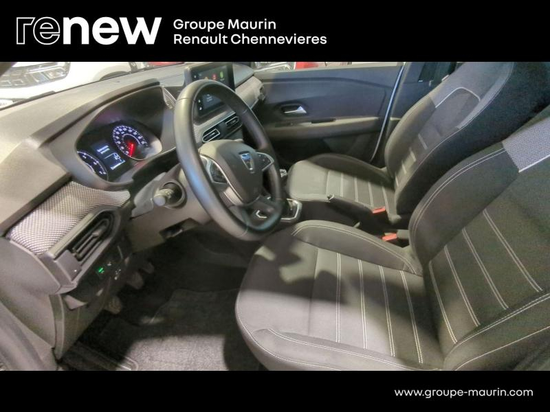 Photo 9 de l’annonce de DACIA Sandero d’occasion à vendre à CHENNEVIÈRES-SUR-MARNE