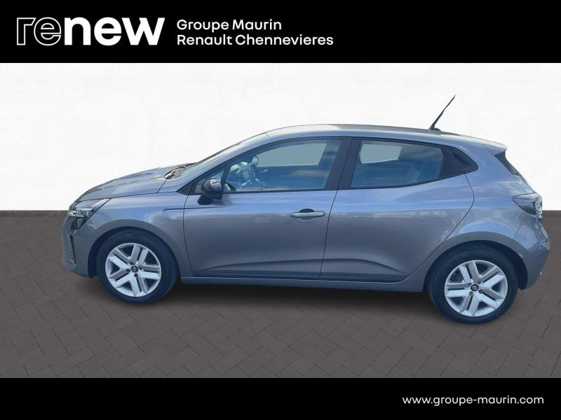 Photo 8 de l’annonce de RENAULT Clio d’occasion à vendre à CHENNEVIÈRES-SUR-MARNE