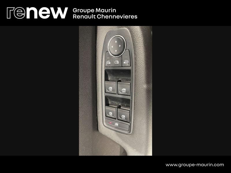 Photo 18 de l’annonce de RENAULT Clio d’occasion à vendre à CHENNEVIÈRES-SUR-MARNE