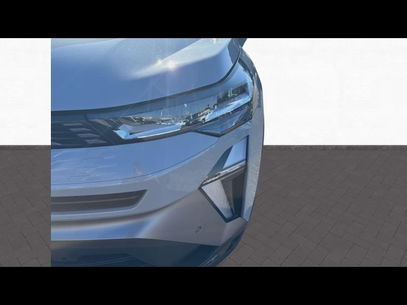 Photo 11 de l’annonce de RENAULT  d’occasion à vendre à CHENNEVIÈRES-SUR-MARNE