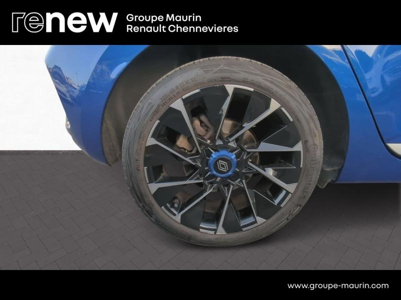 Photo 11 de l’annonce de RENAULT Clio d’occasion à vendre à CHENNEVIÈRES-SUR-MARNE