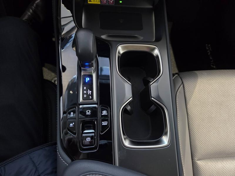 Photo 11 de l’annonce de LEXUS NX d’occasion à vendre à AUBIÈRE