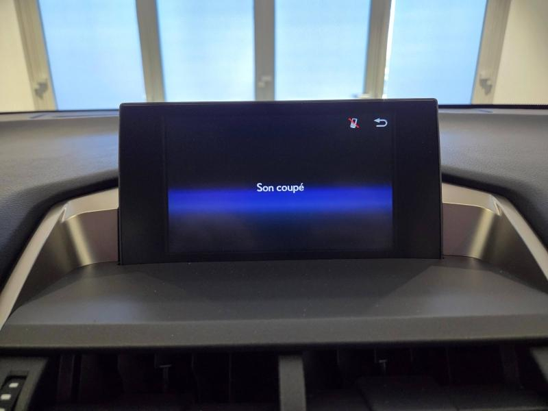 Photo 6 de l’annonce de LEXUS NX d’occasion à vendre à AUBIÈRE