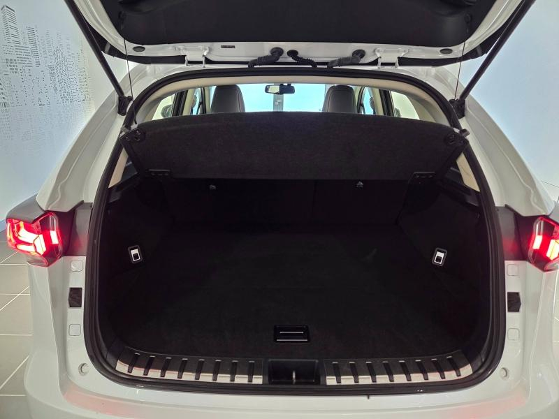 Photo 17 de l’annonce de LEXUS NX d’occasion à vendre à AUBIÈRE