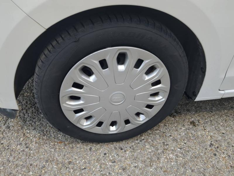 Photo 7 de l’annonce de FORD Ka+ d’occasion à vendre à ARLES