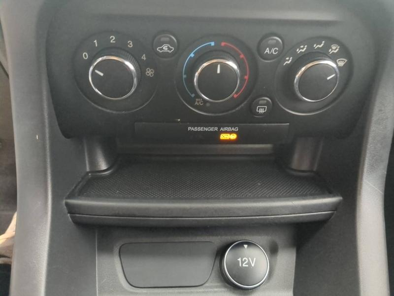 Photo 19 de l’annonce de FORD Ka+ d’occasion à vendre à ARLES