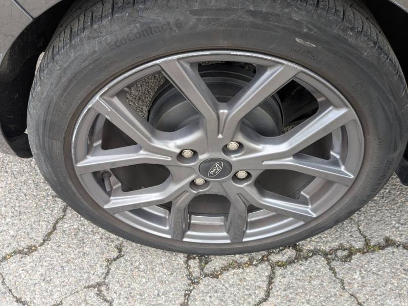 Photo 7 de l’annonce de FORD Fiesta d’occasion à vendre à AIX-EN-PROVENCE