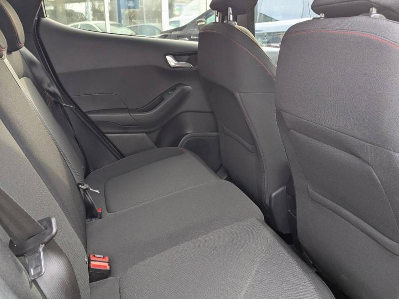 Photo 8 de l’annonce de FORD Fiesta d’occasion à vendre à AIX-EN-PROVENCE